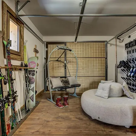 Appartement Chalet Davos: A Cozy Retreat For All Seasons Bedra